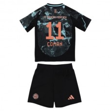 FC Bayern München Børn Coman 11 Udebanetrøje 2024-25 Fodboldsæt